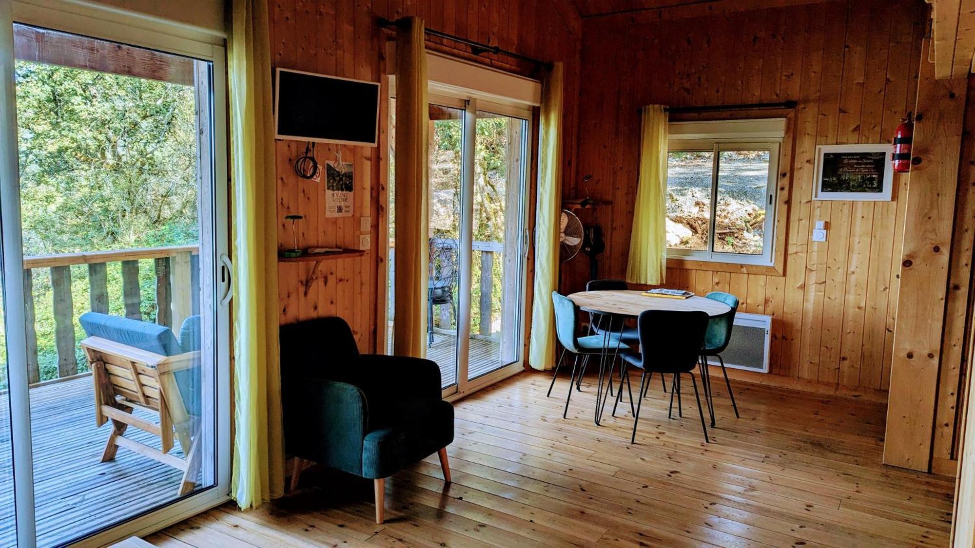 Cabanes Et Lodges Du Belvedere Serrieres-sur-Ain Esterno foto