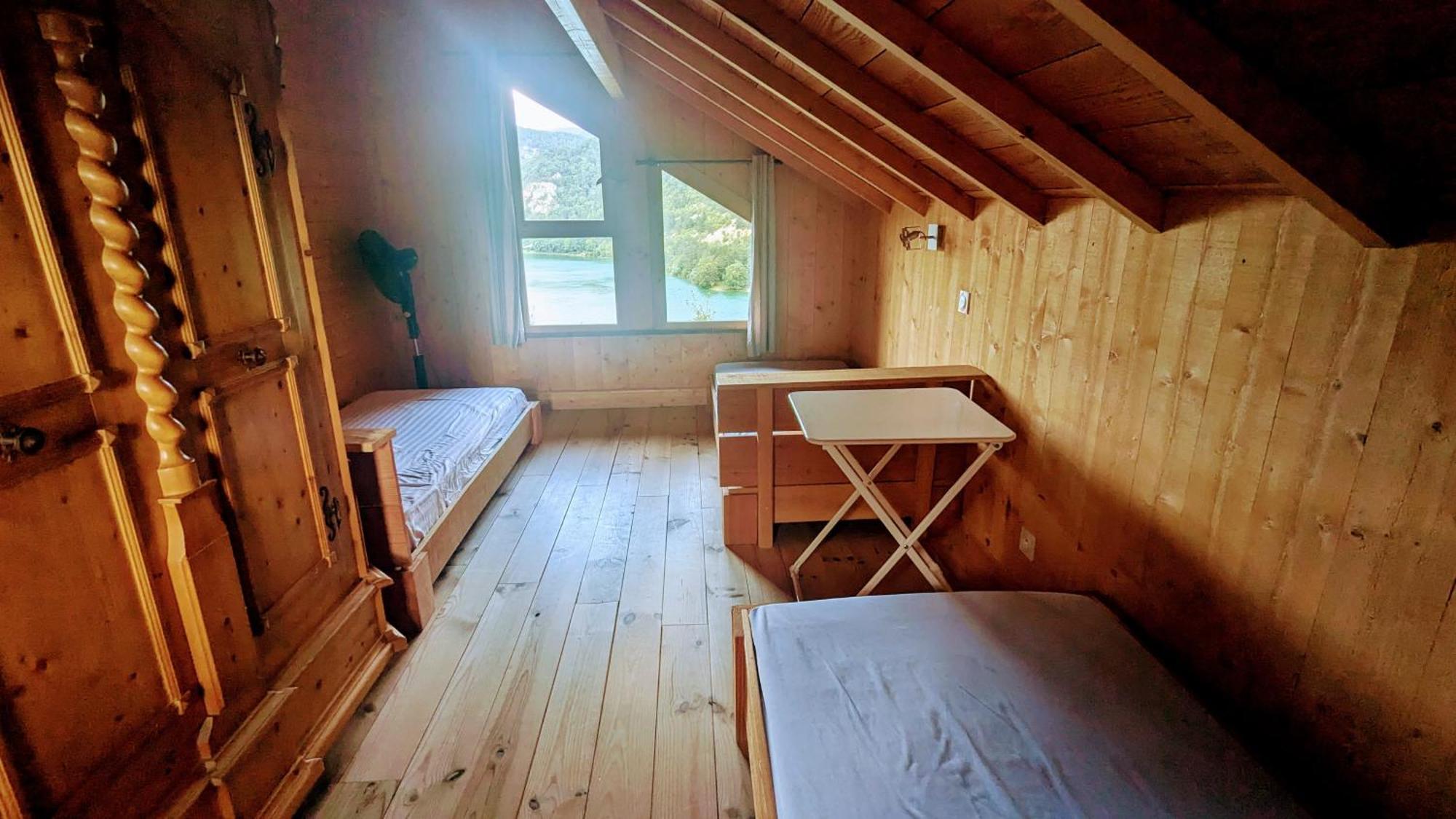 Cabanes Et Lodges Du Belvedere Serrieres-sur-Ain Esterno foto