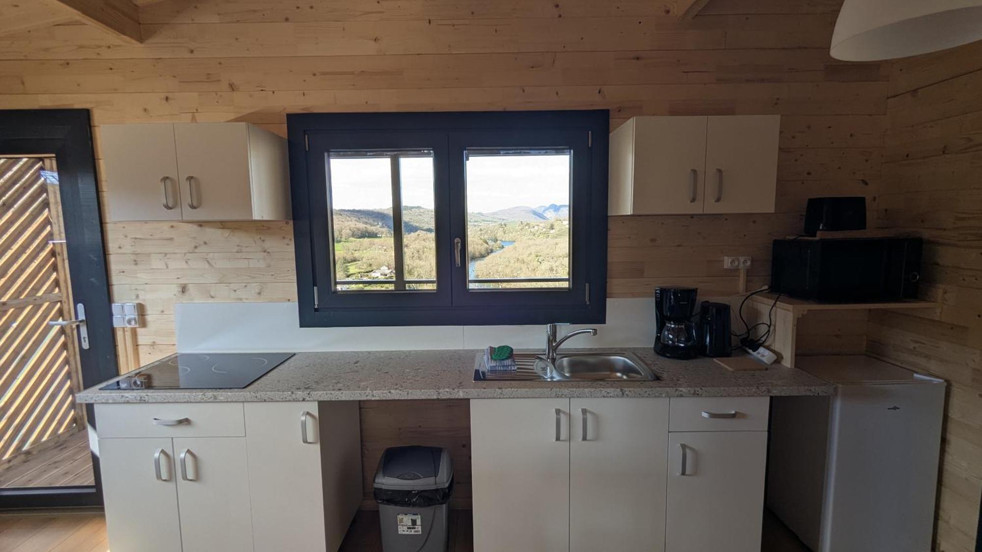 Cabanes Et Lodges Du Belvedere Serrieres-sur-Ain Esterno foto